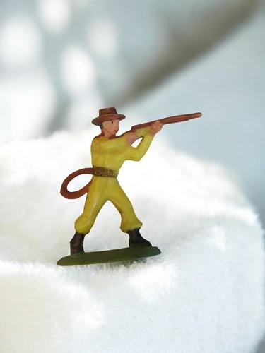 Figurine starlux cow - figurine, cow-boy