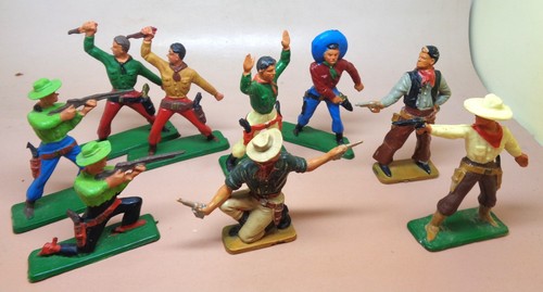 Starlux lot figurines - 9,