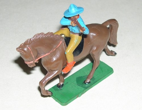 Figurine starlux cowboy sur - :,
