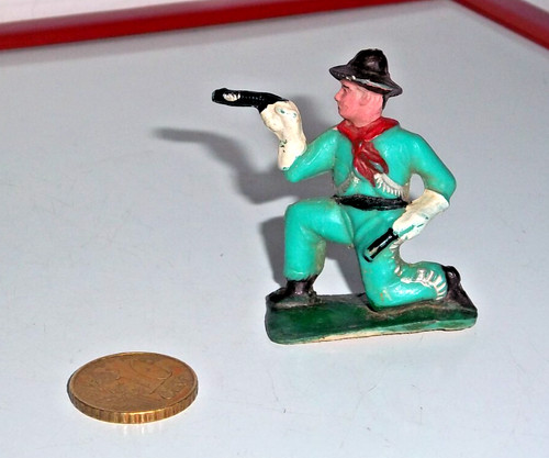 Figurine cyrnos similaire - figurine, cyrnos(